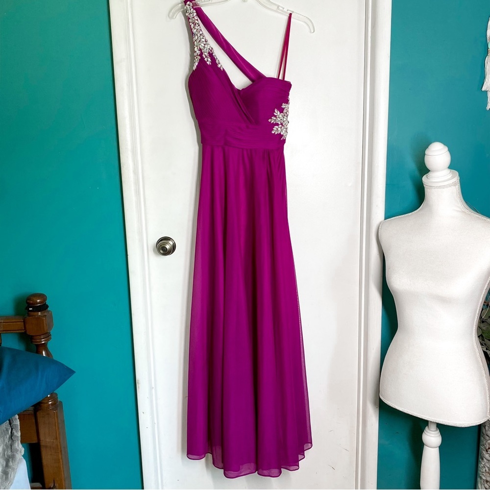 Xscape Fuchsia Strappy Back Prom Dress 10P